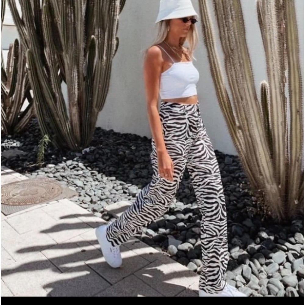 SHEKOU brand zebra pants size medium NEVER WORN